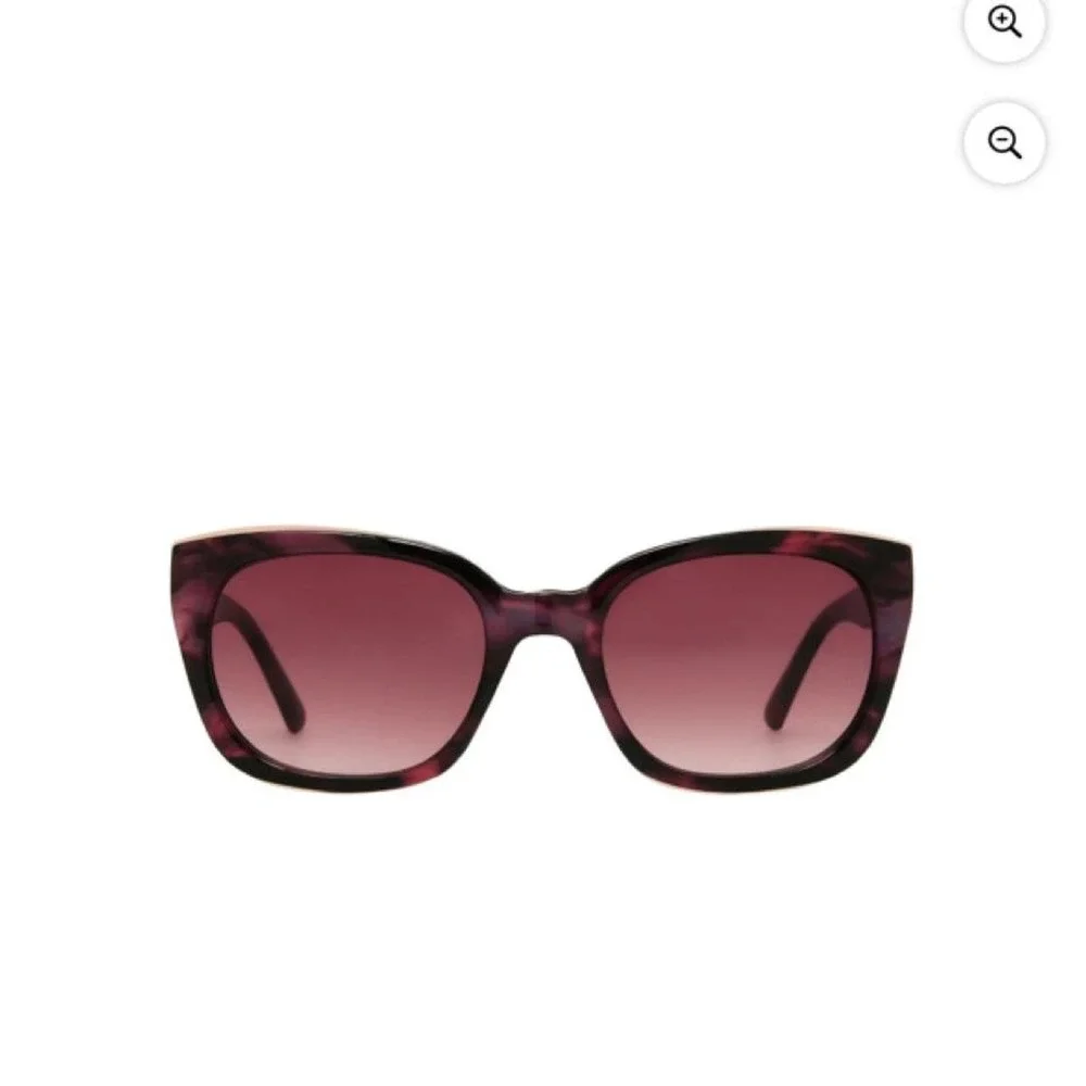 Foster Grant sunglasses with tortoiseshell pattern and gradient lenses NEW